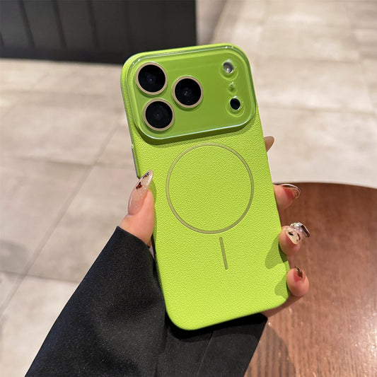 The Textured Leather MagSafe Case